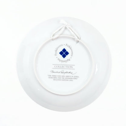 Apilanlehti Luukkaan Evankeliumi 2003 seinälautanen