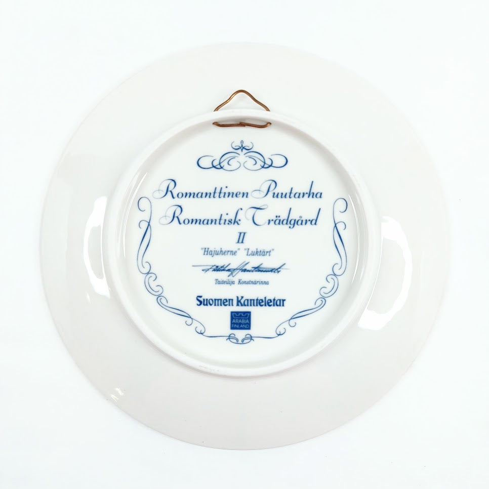 Arabia Romanttinen Puutarha Hajuherne seinälautanen 19,5 cm