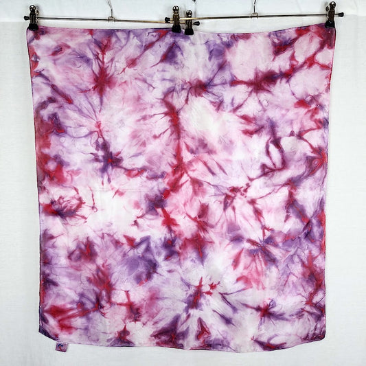 Arty's silkkihuivi 70,5x75 cm