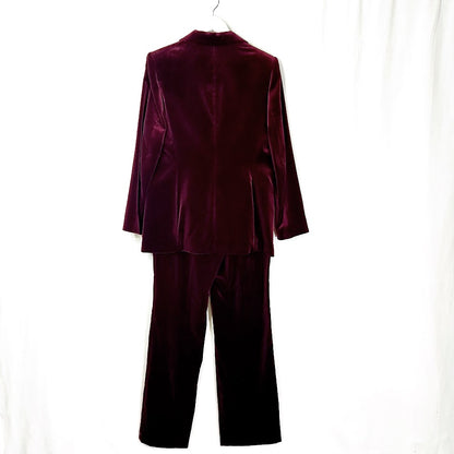 Avenue samettijakkupuku koko 40