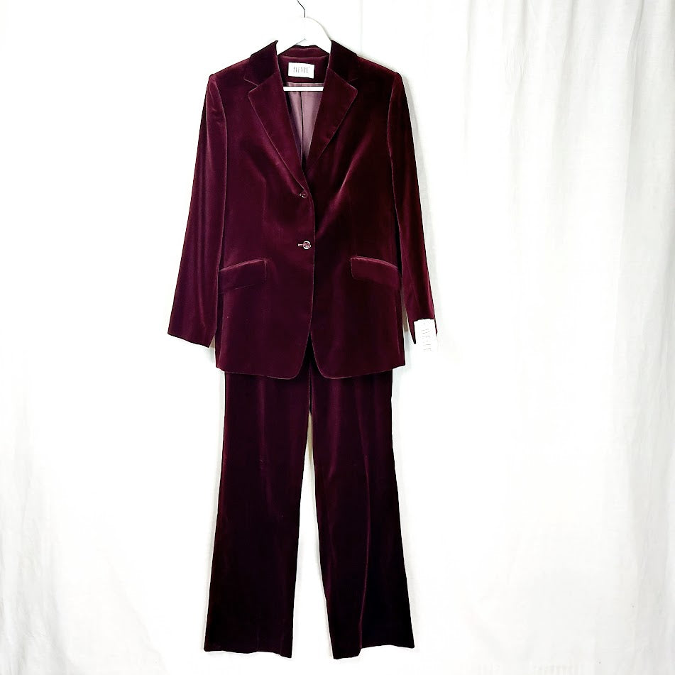 Avenue samettijakkupuku koko 40