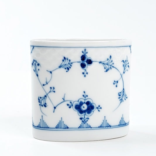 Bing & Grondahl savukeiden tarjoiluastia