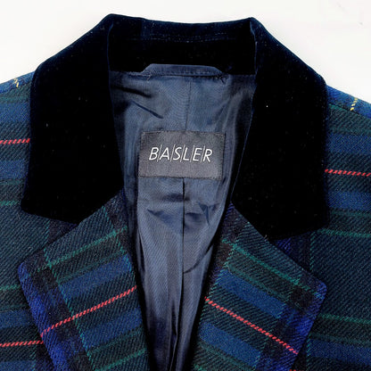 Basler bleiseri koko 44