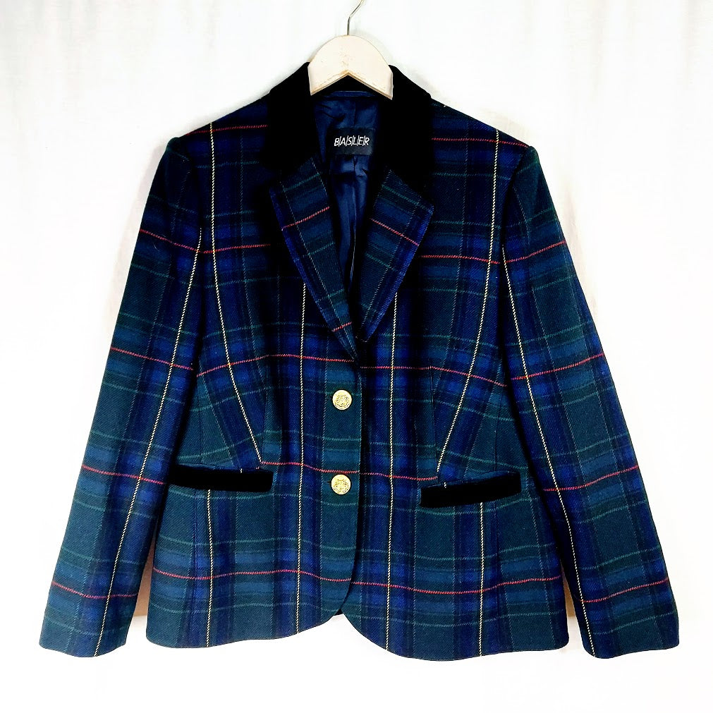 Basler bleiseri koko 44