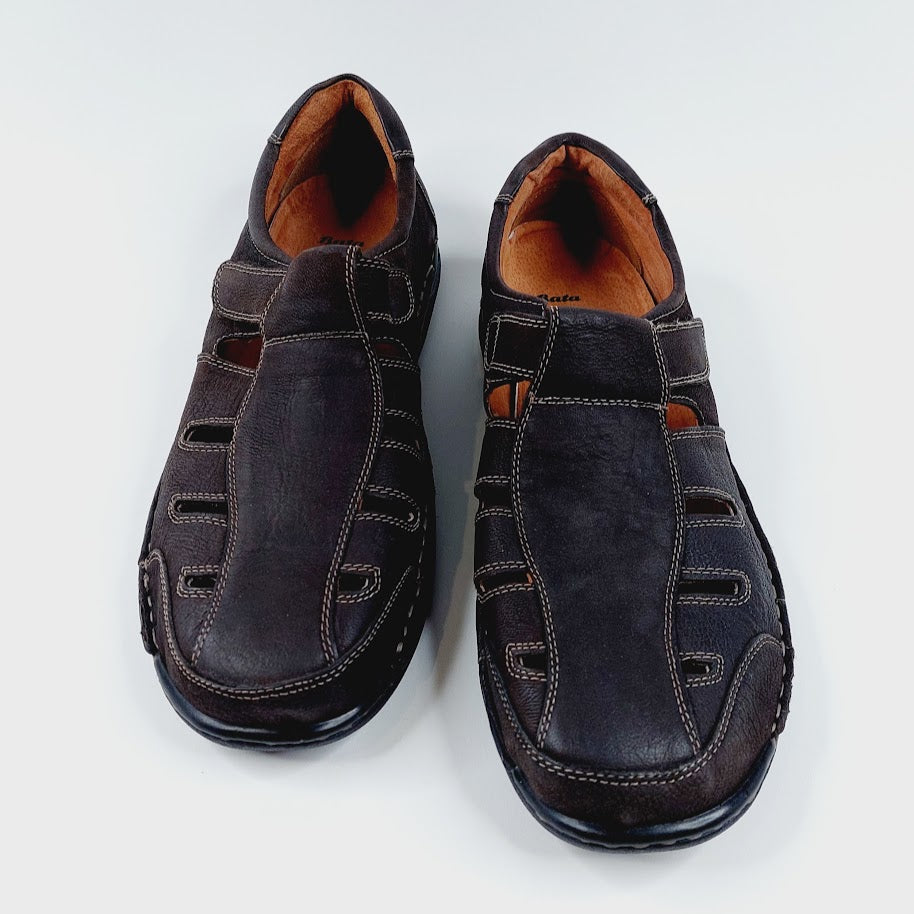 Bata miesten sandaalit koko 46