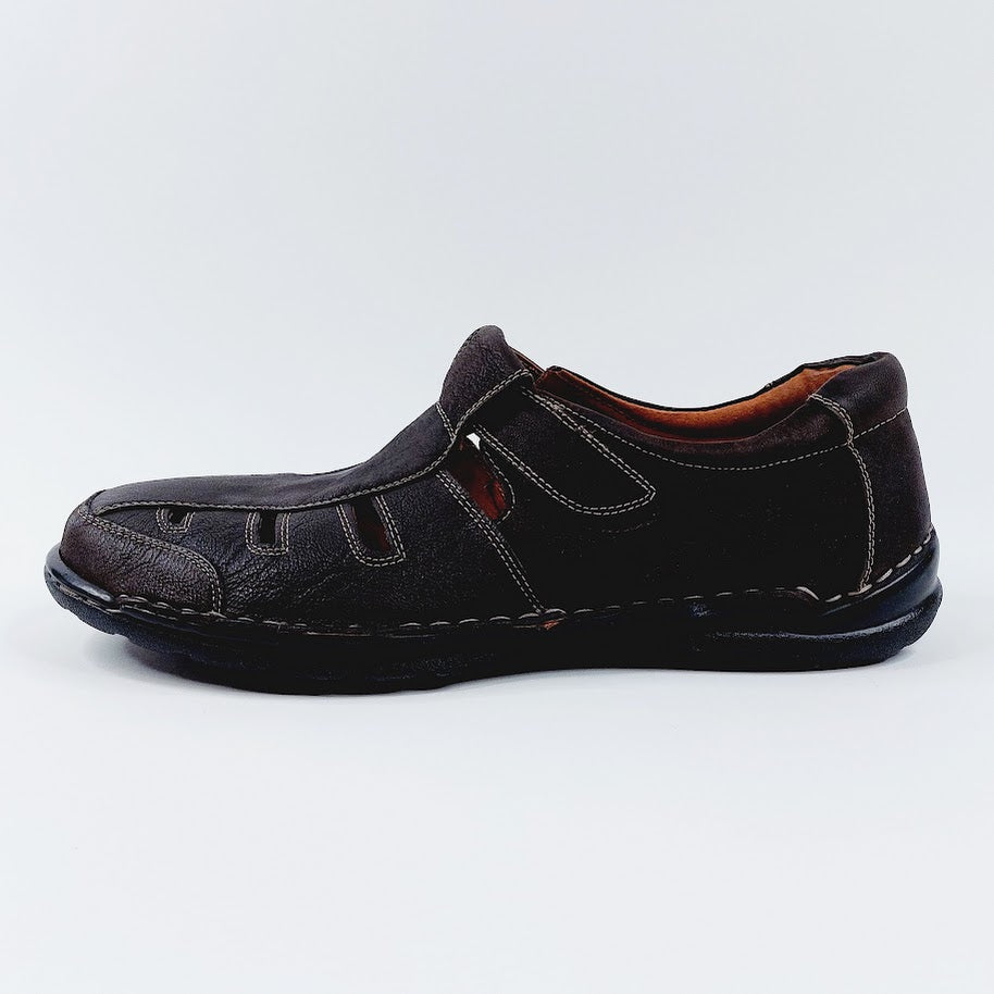 Bata miesten sandaalit koko 46