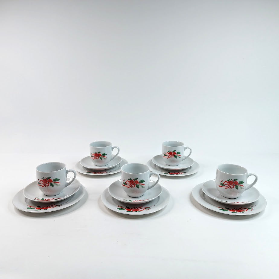 Karlowarsky porcelan - Bohemia kahvikuppisetti 15 osaa