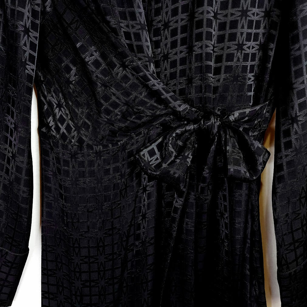 By Malina Frankie mekko koko M