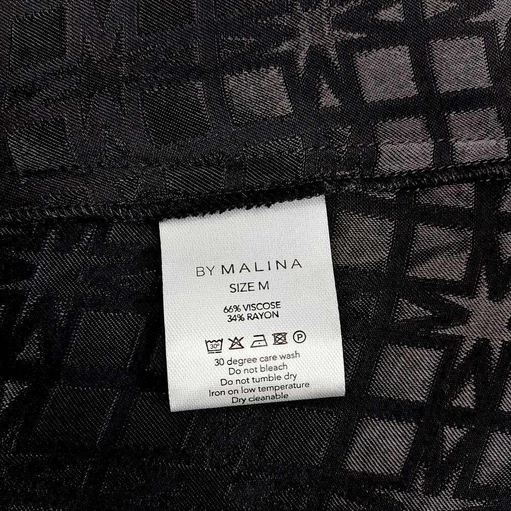 By Malina Frankie mekko koko M