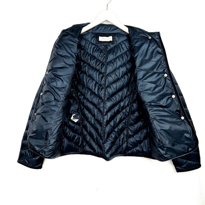 Caractēre tikkitoppatakki koko 42