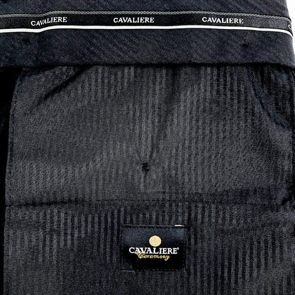 Cavaliere Ceremony Mikael puku koko 52