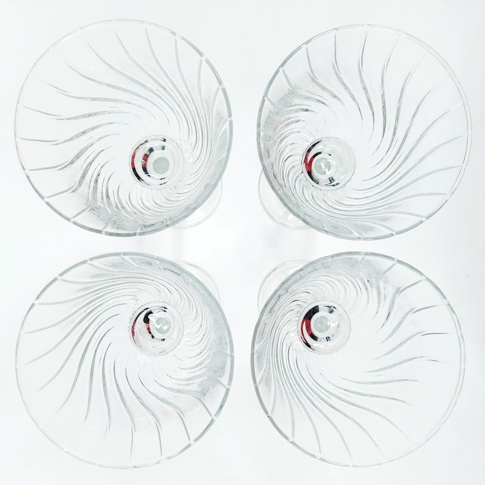 Cristal D'Arques kierrekuvioidut viinilasit 4 kpl