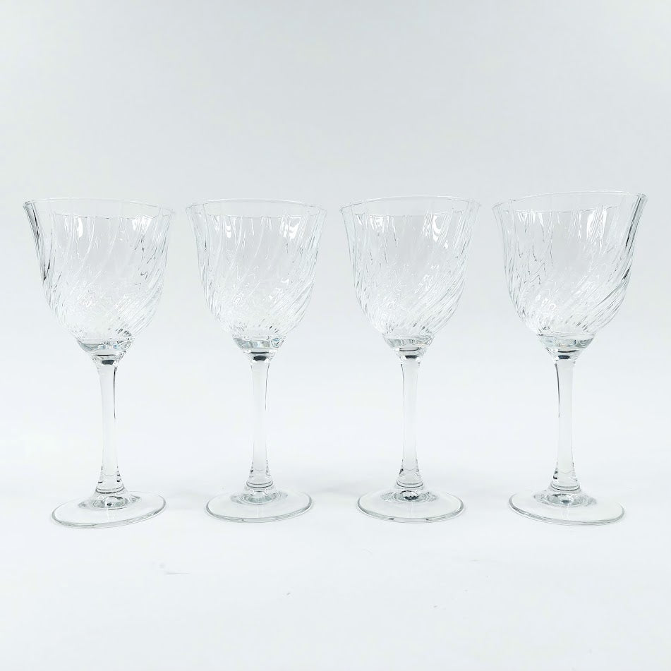 Cristal D'Arques kierrekuvioidut viinilasit 4 kpl