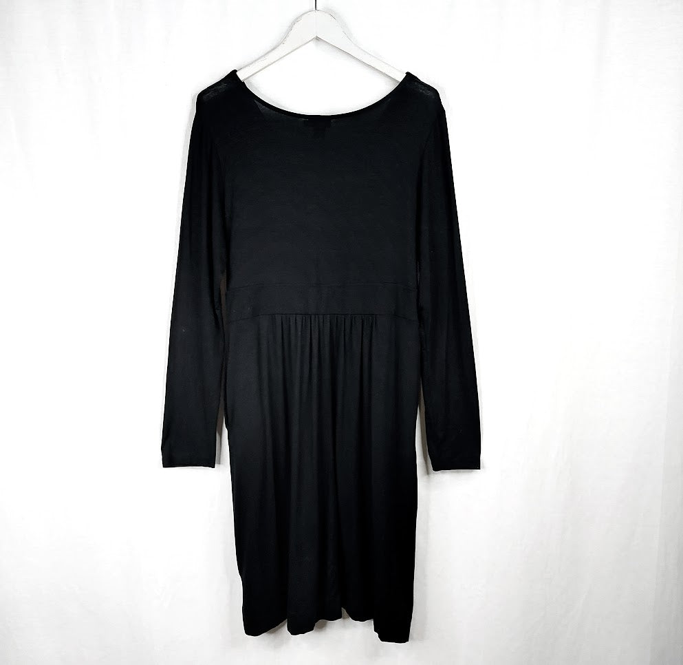 DKNY trikoomekko koko L