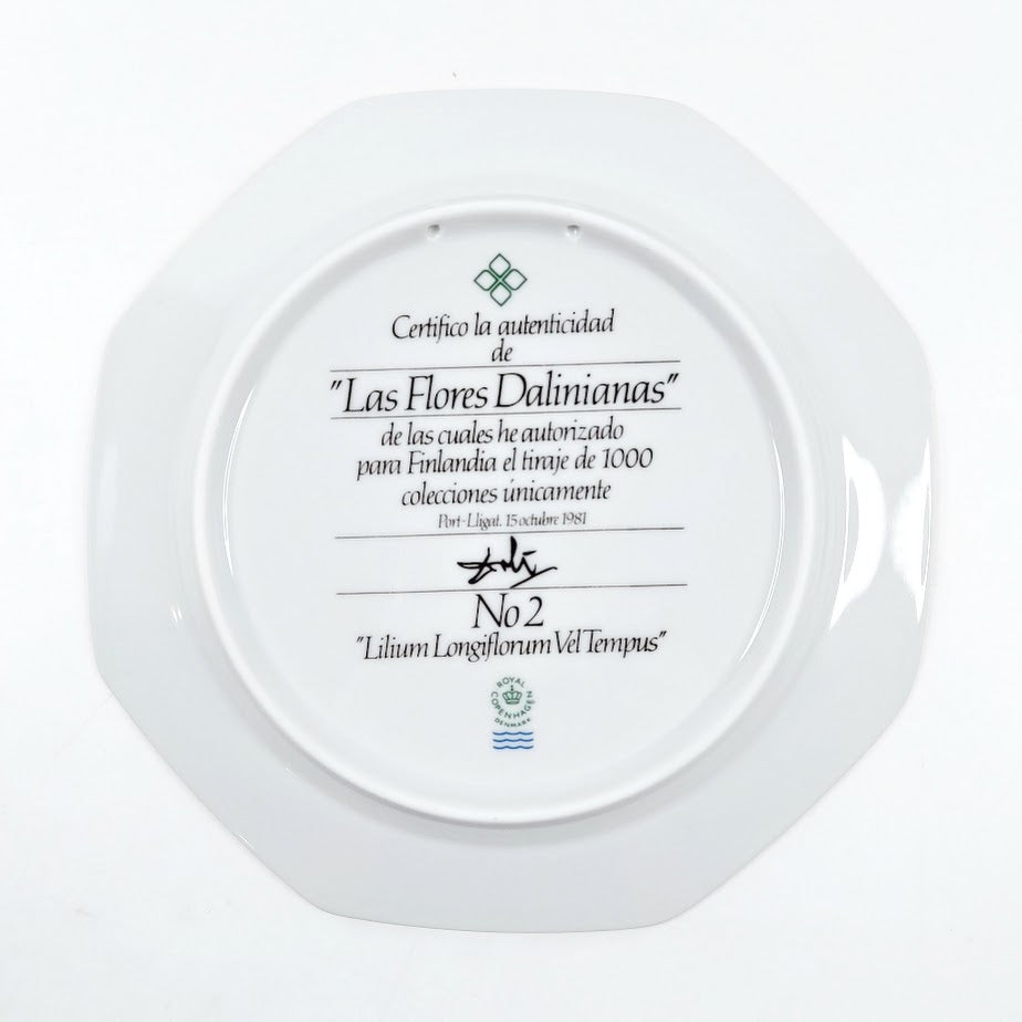 Royal Copenhagen: Salvador Dalin Kukat lautassarja 1-4