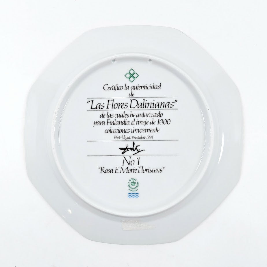 Royal Copenhagen: Salvador Dalin Kukat lautassarja 1-4