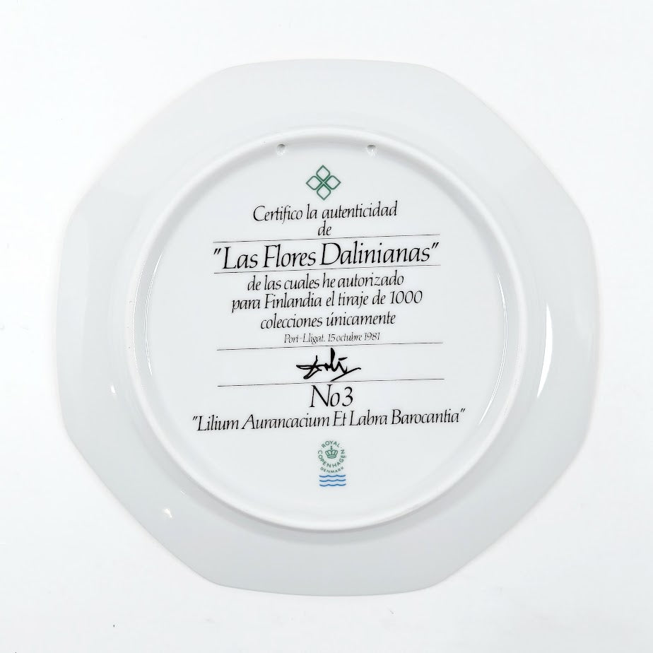 Royal Copenhagen: Salvador Dalin Kukat lautassarja 1-4
