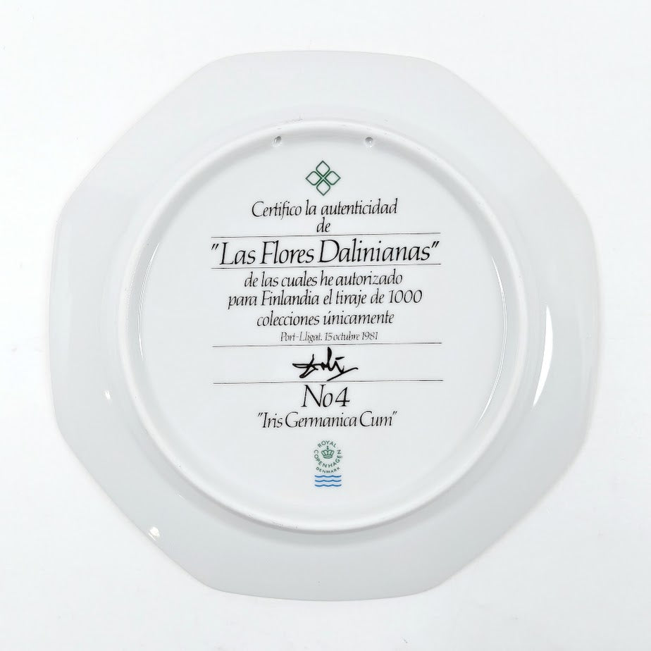 Royal Copenhagen: Salvador Dalin Kukat lautassarja 1-4