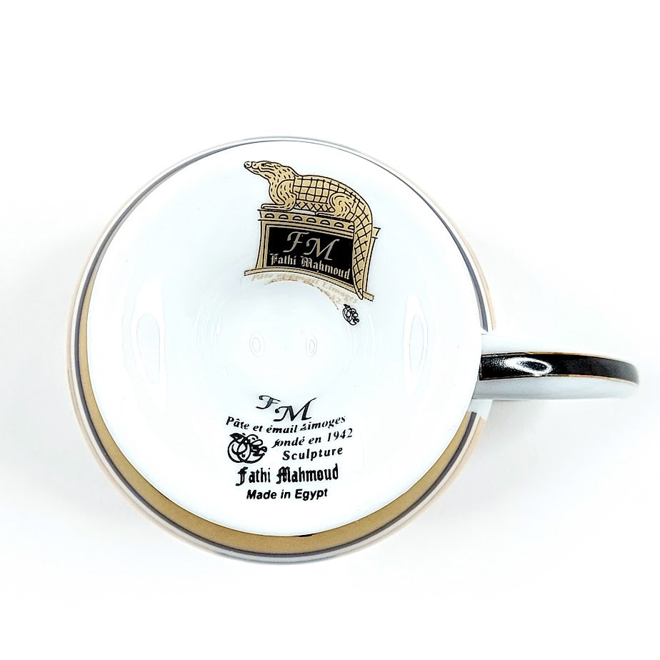 Fathi Mahmud koristelautanen ja kuppi