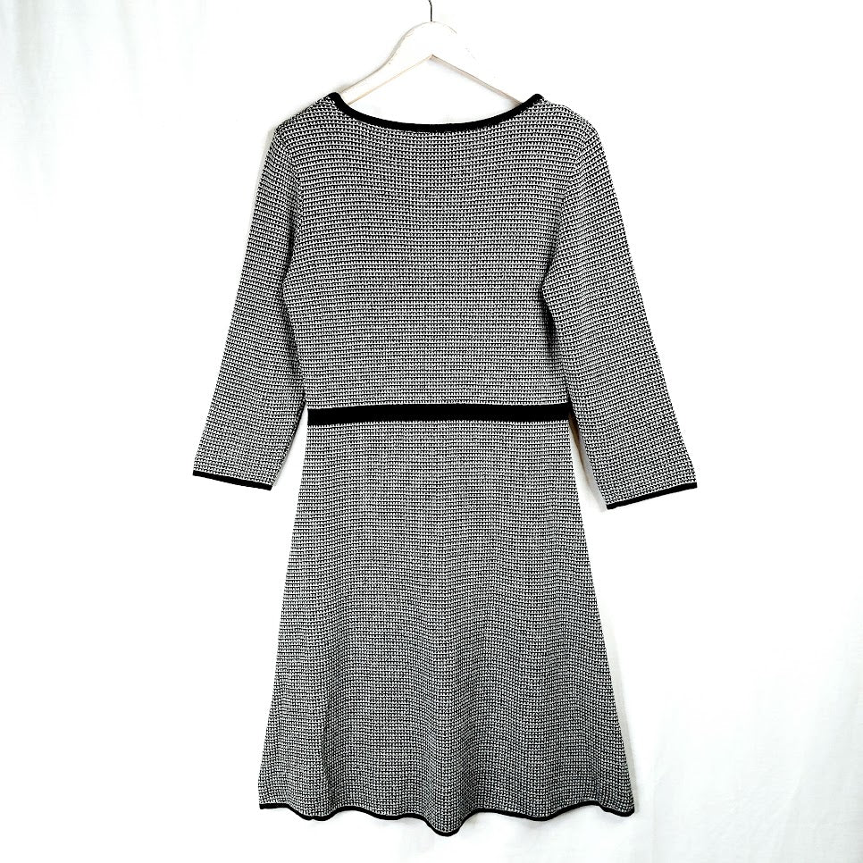 Esprit trikoomekko koko XL