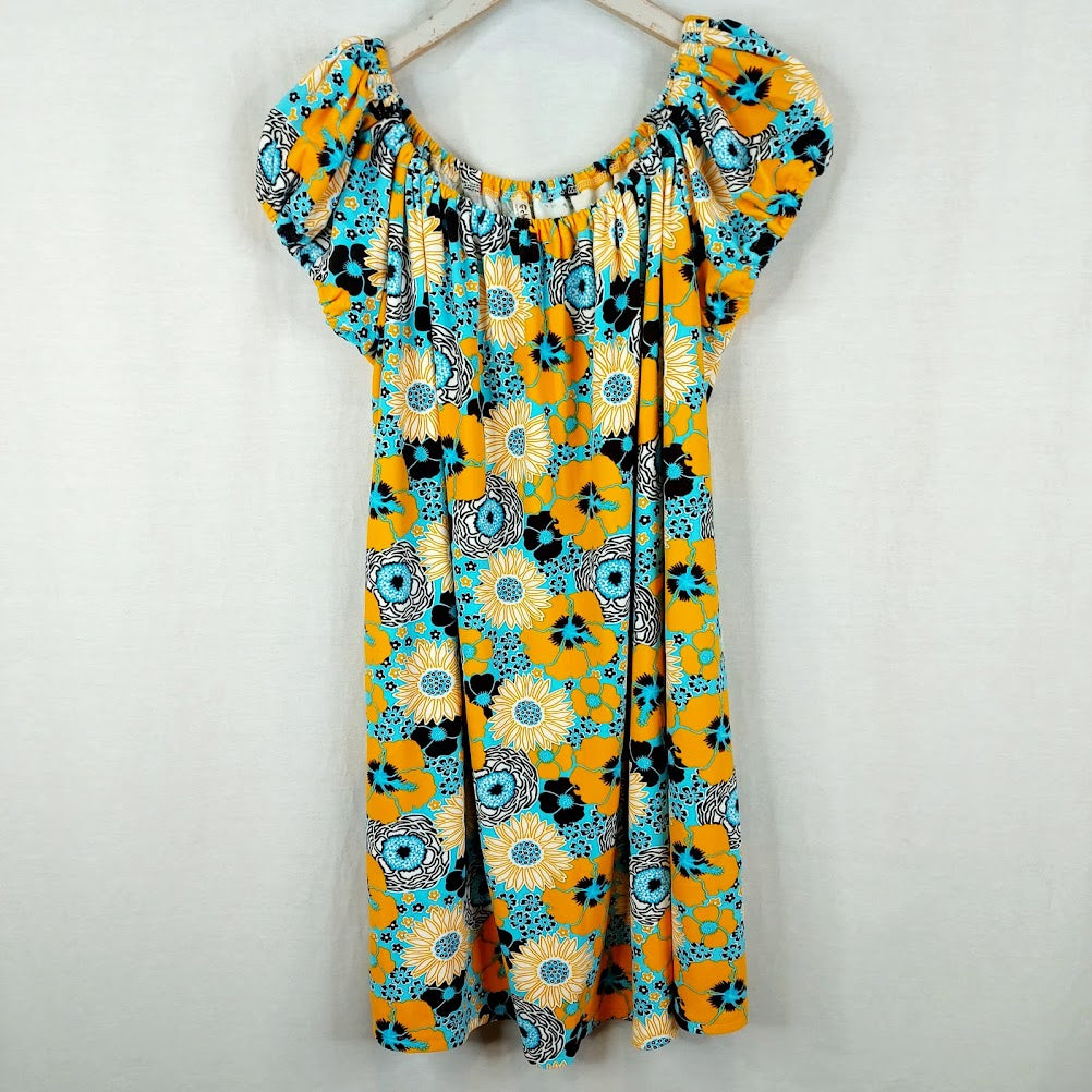 Febel lyhythihainen mekko XL