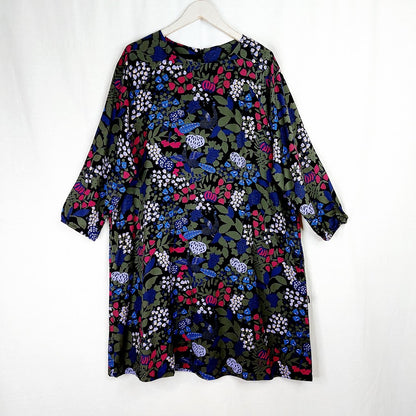 Finlayson Riikinkukko mekko koko 42