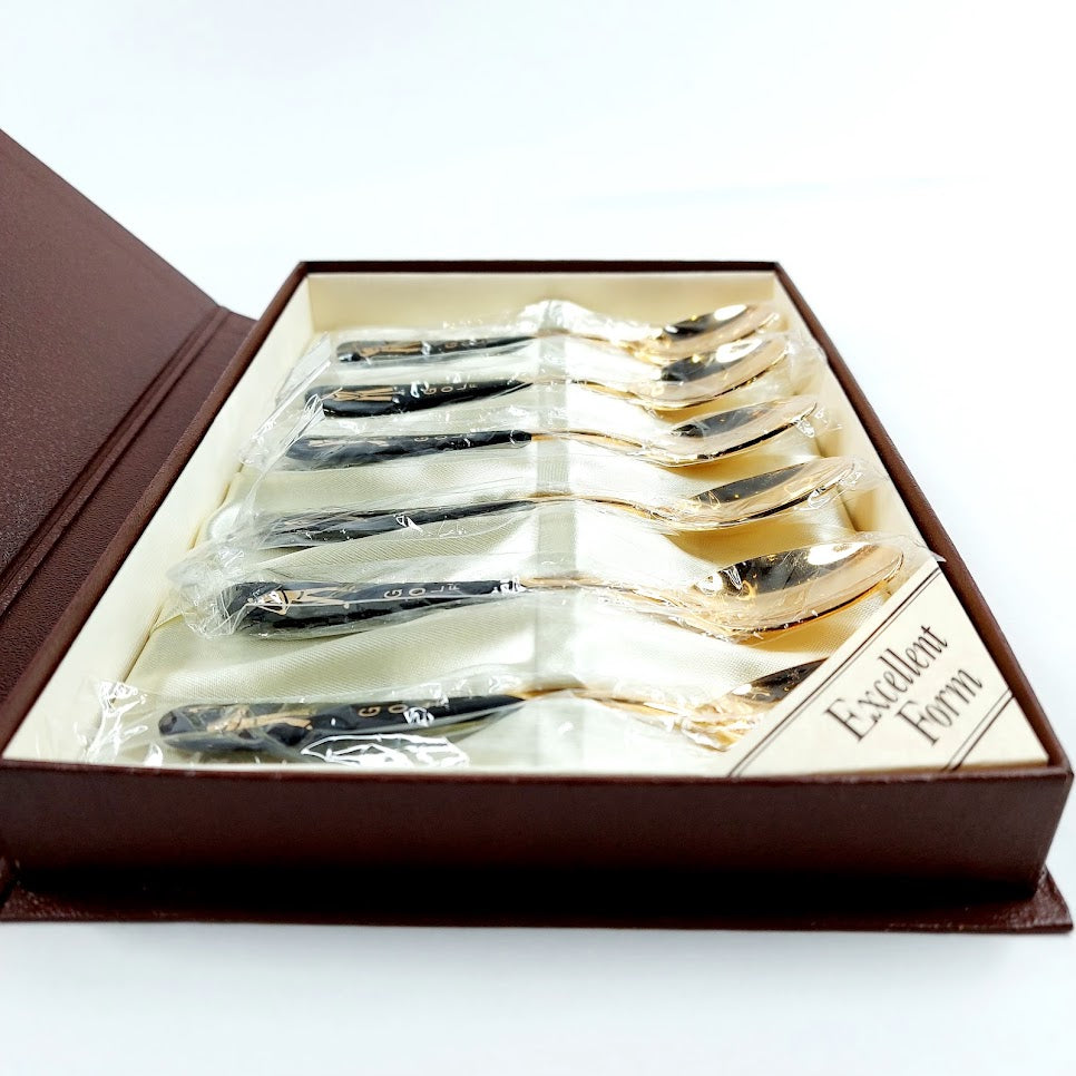 Golf-aiheinen teelusikkasetti