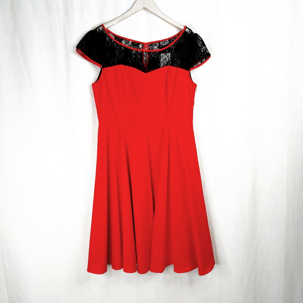 Hearts & Roses London mekko koko 48