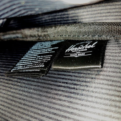 Herschel Little America reppu