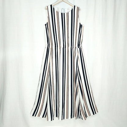 Hugo Boss Hemsy hihaton pitkä silkkimekko koko 44
