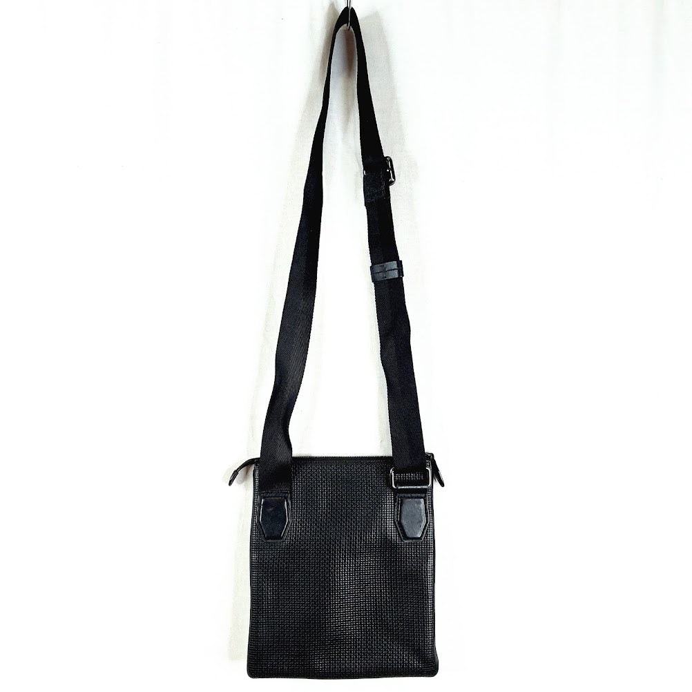 Hugo Boss olkalaukku