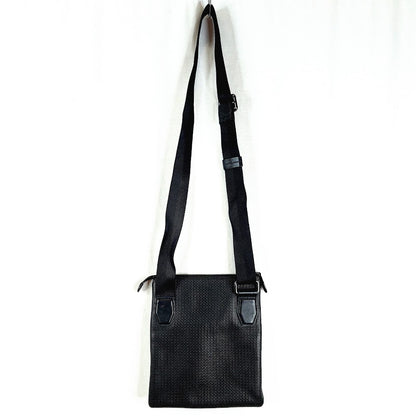 Hugo Boss olkalaukku