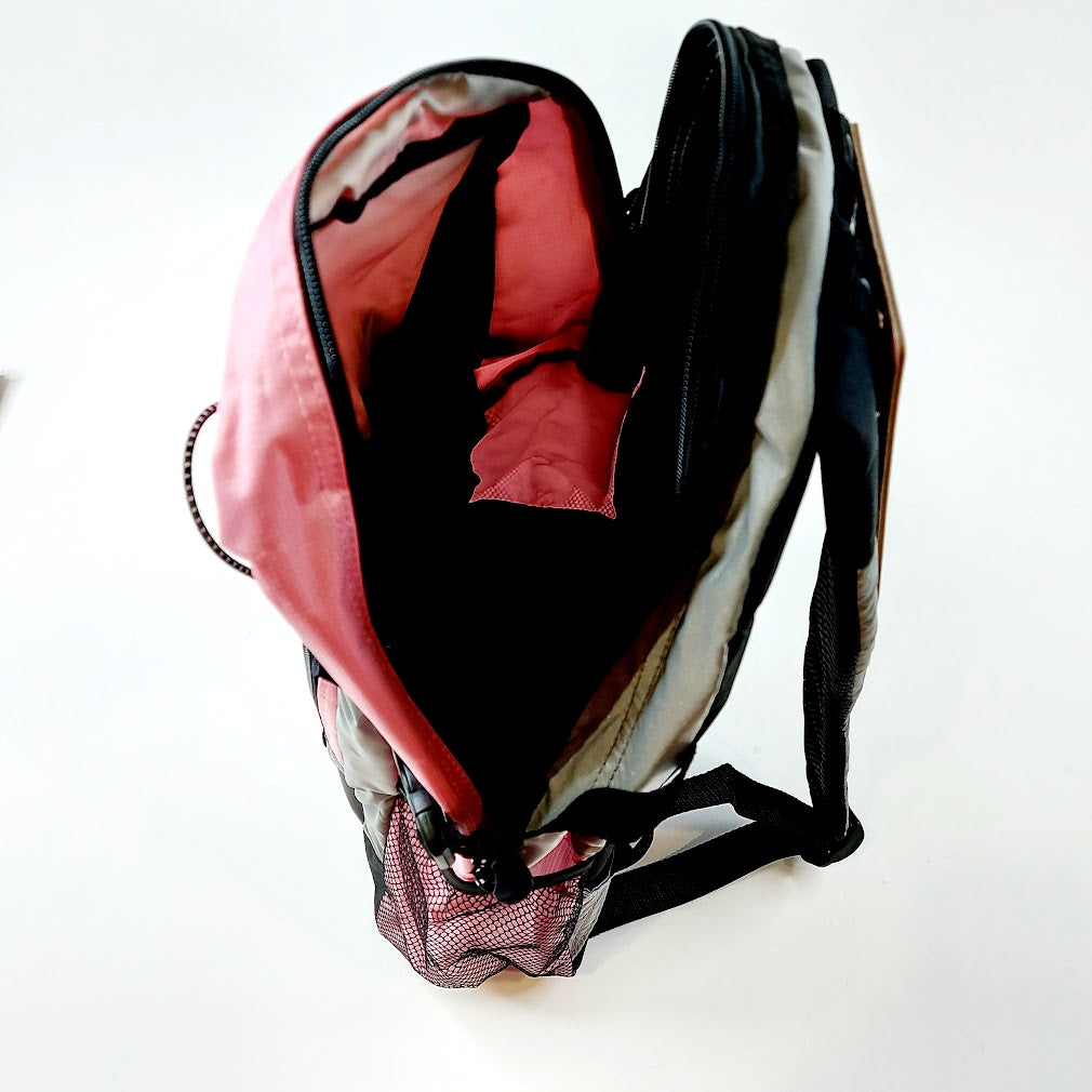 Huomio heijastava reppu 15l