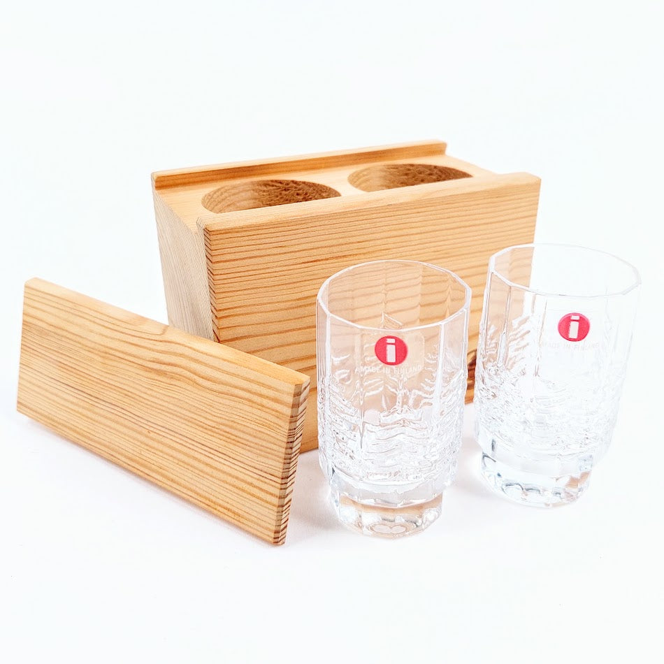 Iittala Kuusi snapsilasit 2 kpl puurasiassa