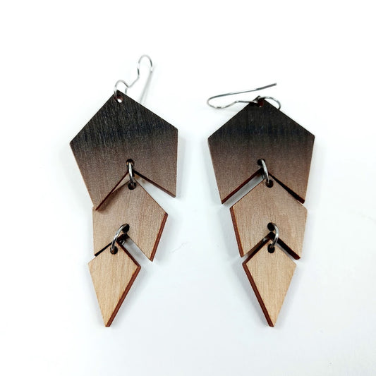 Jatuli Ombre korvakorut musta/puu