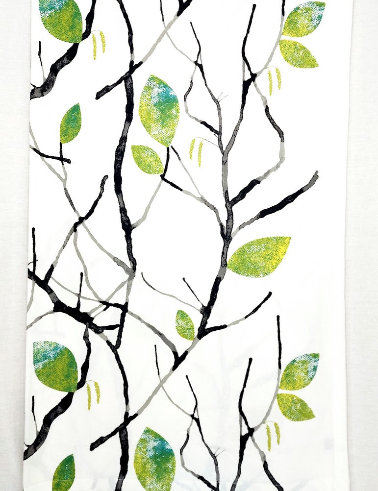 Jotex koivunoksakuvioiset verhot 116x220 cm 2 kpl