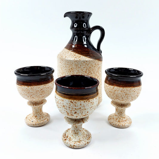 Jussis Keramik kannu ja 3 pikaria
