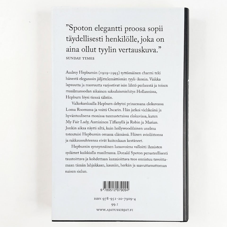 Kirja Donald Spoto Lumous Audrey Hepburnin elämä