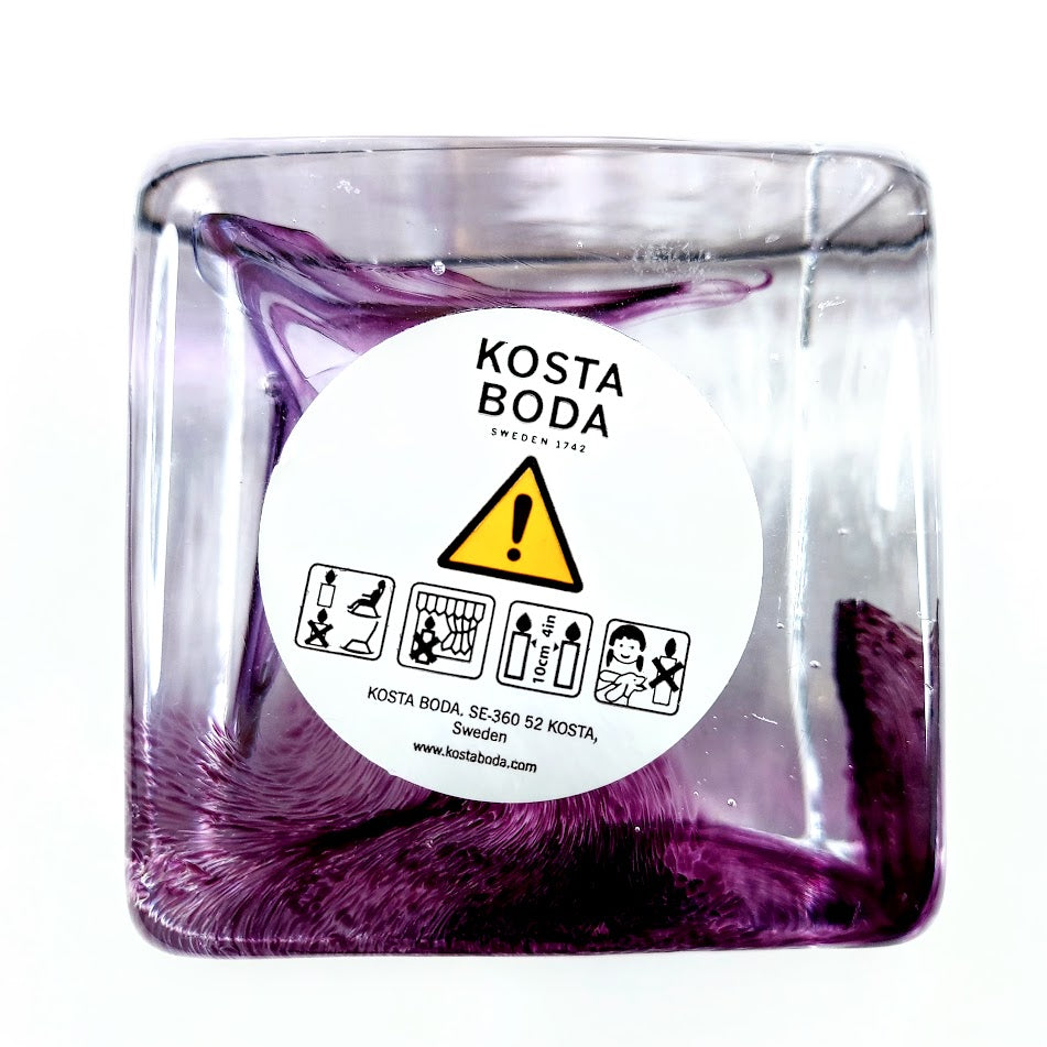 Kosta Boda Brick lila tuikkulyhty