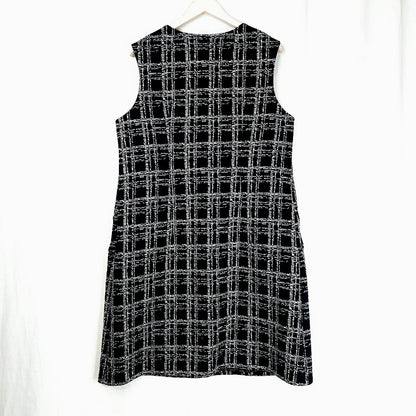 Kuutoset liivimekko koko L