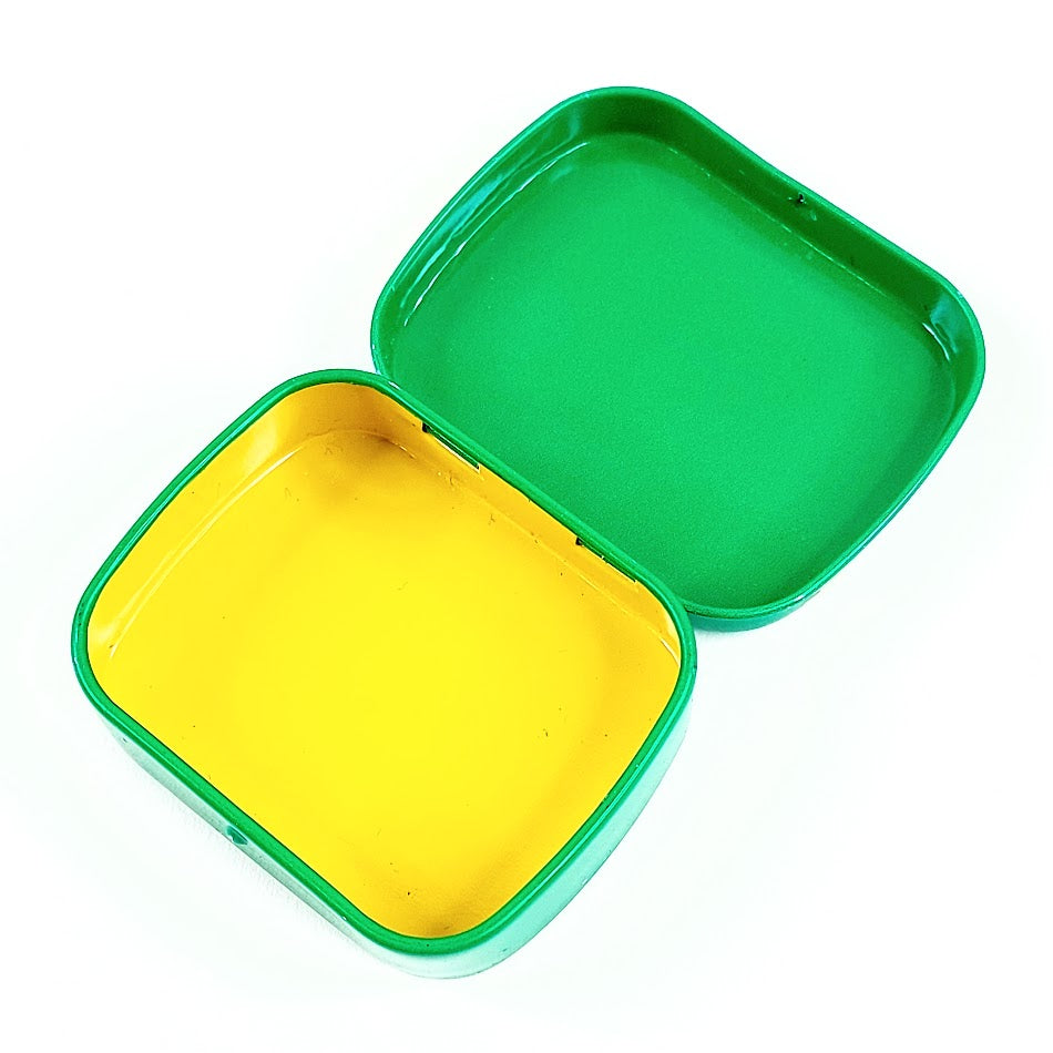 Marimekko Puput Piilosilla pieni peltirasia