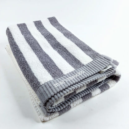 Marimekko Kaksi raitaa kylpypyyhe 59x126 cm