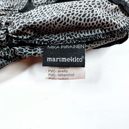 Marimekko sadehattu koko M