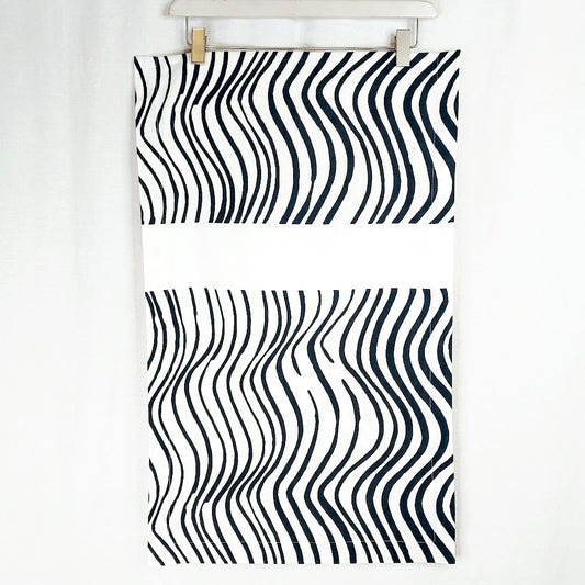 Marimekko kaitaliina 49 cm X 157 cm