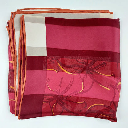 Marja Kurki silkkihuivi 87x87 cm