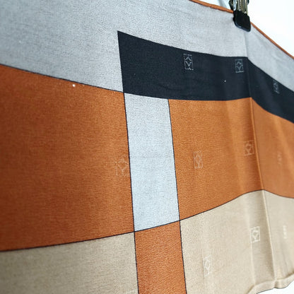 Marja Kurki silkkihuivi 86x87 cm