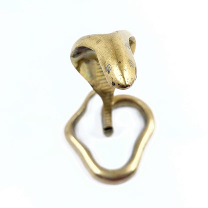 Messinkinen kobrafiguuri 17 cm