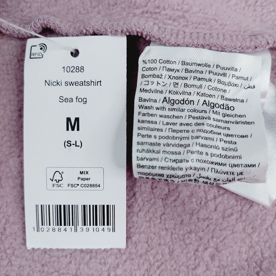 Nicki Studios x Gina Tricot Nicki collegepaita koko M