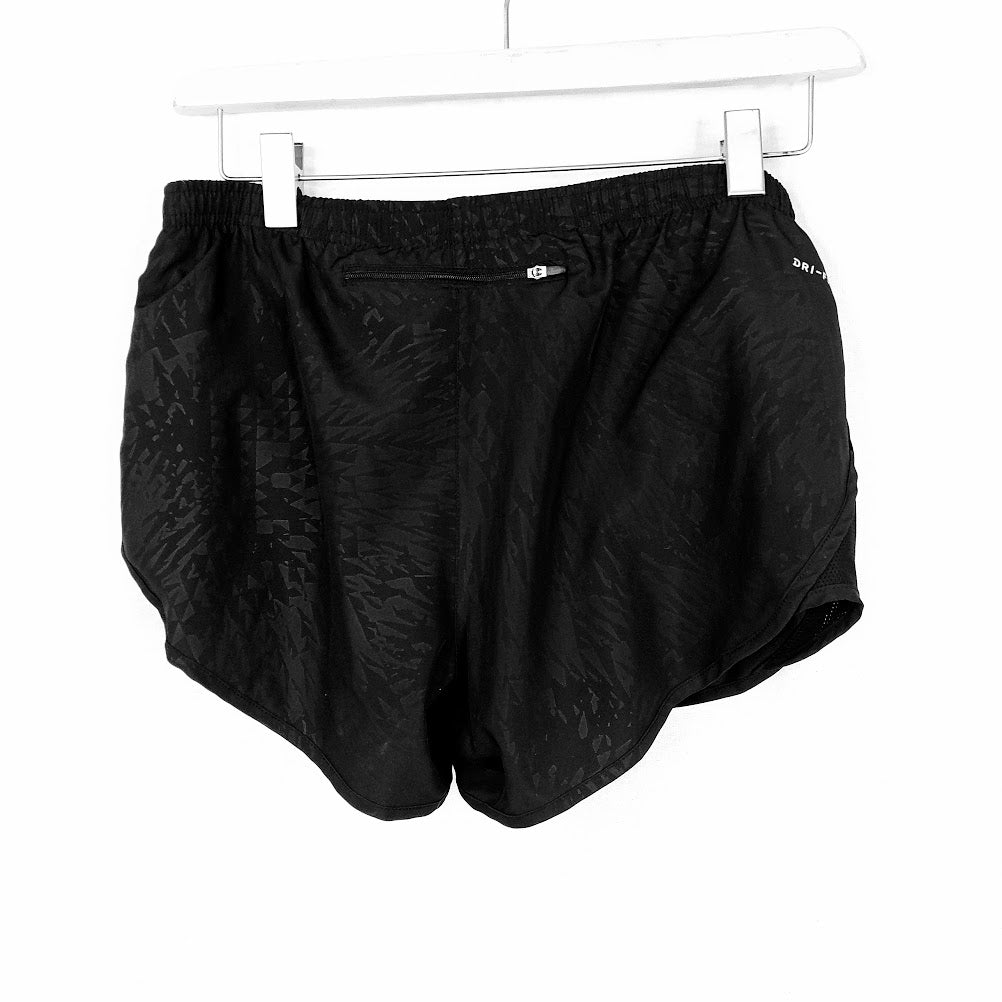 Nike Dri-fit urheilushortsit koko M