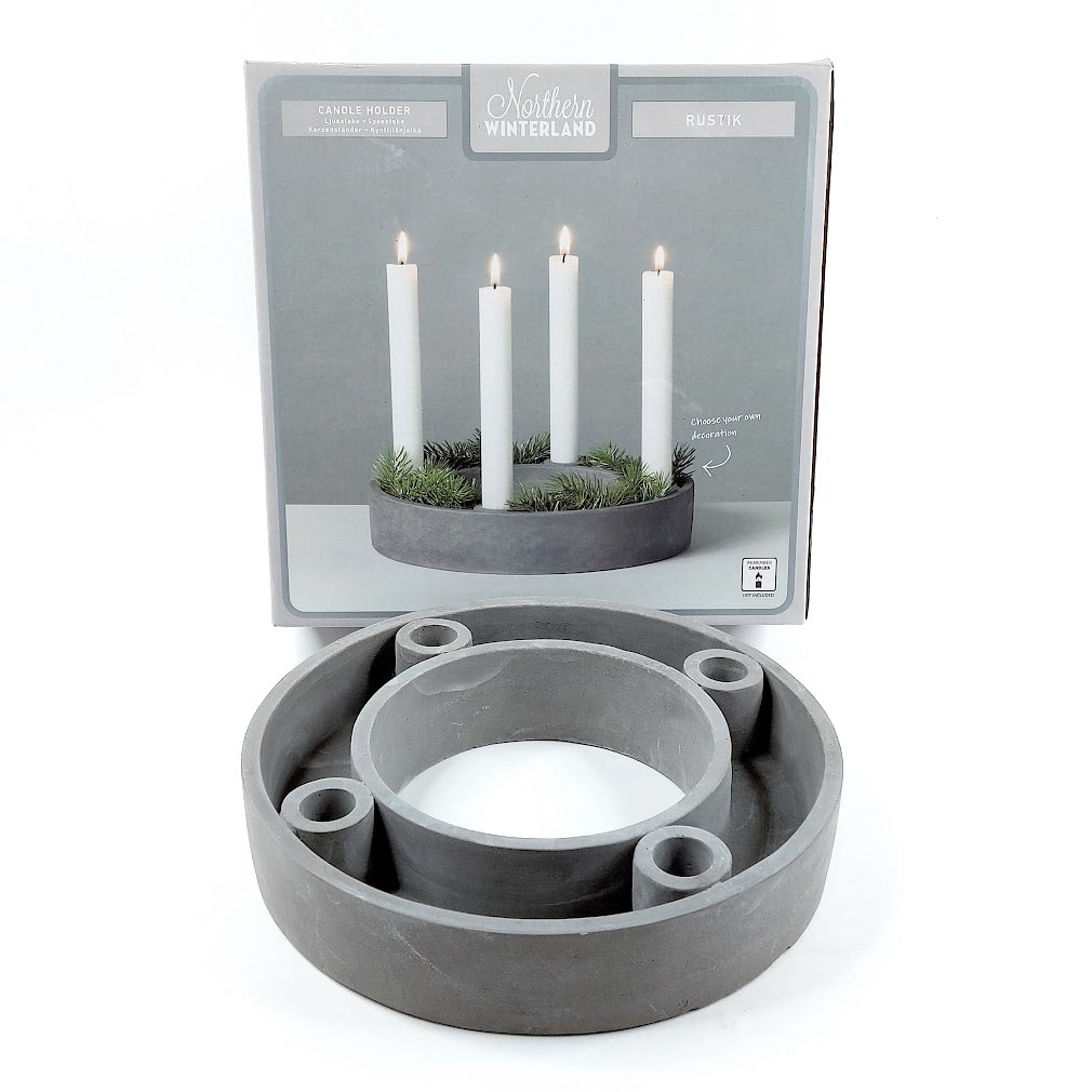 Northern Winterland sementtinen adventtikynttelikkö